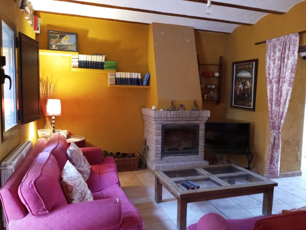 Casa Dehesa San Cristobal, Jaenヴィラ エクステリア 写真